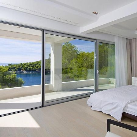 Luxury Seafront Villa My Dream With Private Pool, Jacuzzi And Staff At The Beach On Brac Island - Sumartin Selca  Kültér fotó
