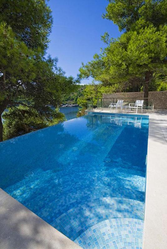 Luxury Seafront Villa My Dream With Private Pool, Jacuzzi And Staff At The Beach On Brac Island - Sumartin Selca  Kültér fotó