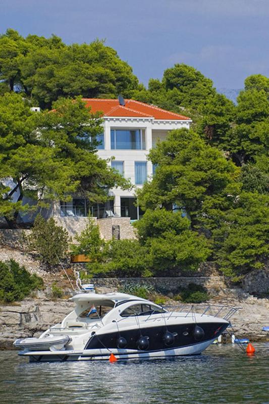 Luxury Seafront Villa My Dream With Private Pool, Jacuzzi And Staff At The Beach On Brac Island - Sumartin Selca  Kültér fotó