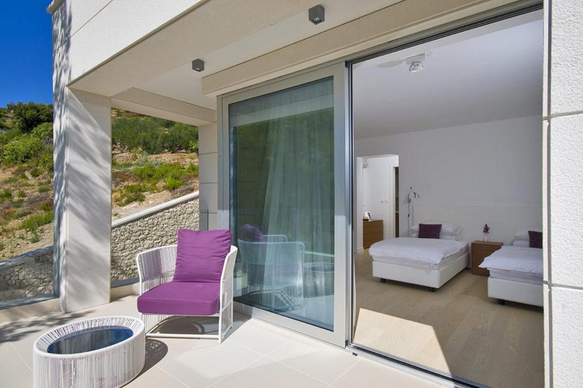 Luxury Seafront Villa My Dream With Private Pool, Jacuzzi And Staff At The Beach On Brac Island - Sumartin Selca  Kültér fotó